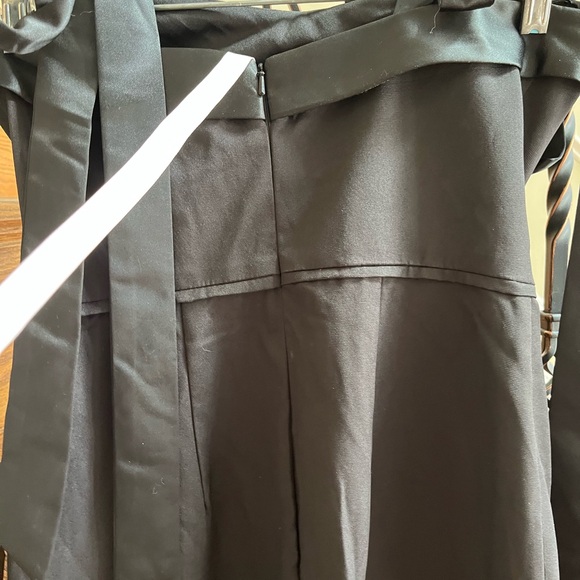 NWT IEENA FOR MAC DUGGAL
Black Square Neck Tie Strap Slit Gown Size 4 - Picture 9 of 10